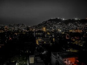 گیرنده عکس: عجازالحق ملیک