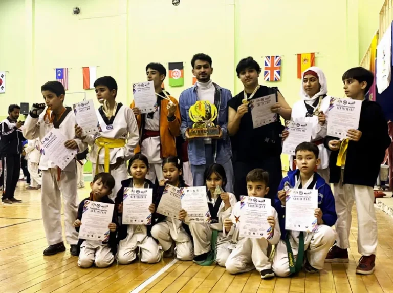 درخشش تیم تکواندو علین در سومین دوره بازیهای ملی دانشآموزان پاکستان ۲۰۲۶؛ ۱۳ مدال و کسب مقام سوم تیمی