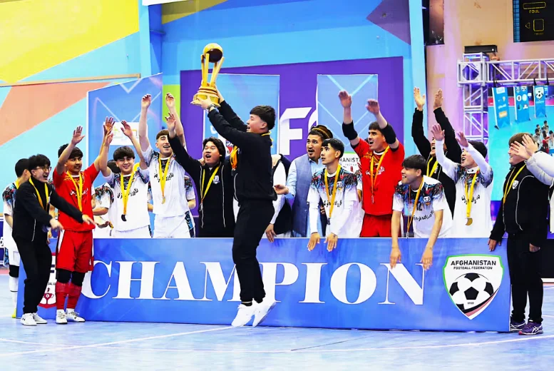 قهرمانی تیم دلاورزاده دره ترکمن در لیگ برتر فوتسال کابل ۱۴۰۴؛ خداداد رمضانی بهترین بازیکن فصل شناخته شد