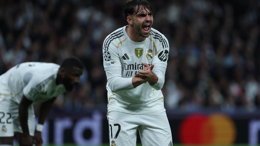 تنش در رئال مادرید؛ اختلاف آسنسیو با آربلوا به نیمکت‌نشینی انجامید